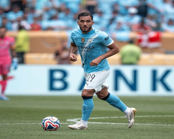 Punya Dendam Kesumat, Rayan Cherki Gak Sabar Untuk Kalahkan Manchester United di Derby Manchester