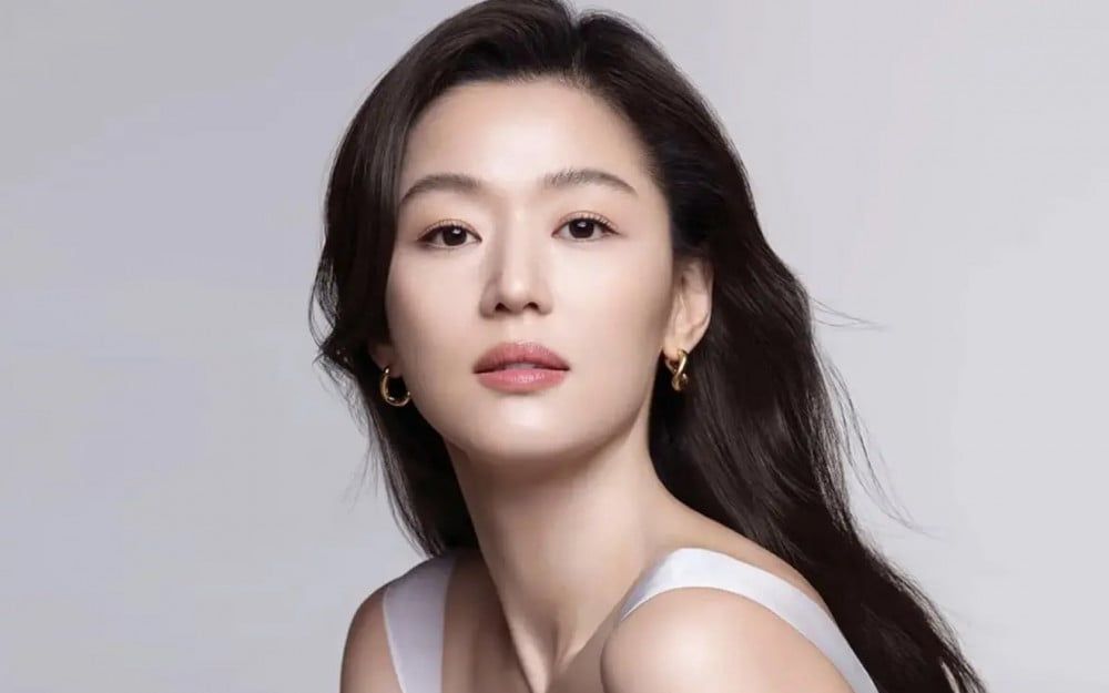 Jun Ji Hyun Resmi Tinggalkan Agensi IEUM HASHTAG, Siap Buka Babak Baru dalam Karier