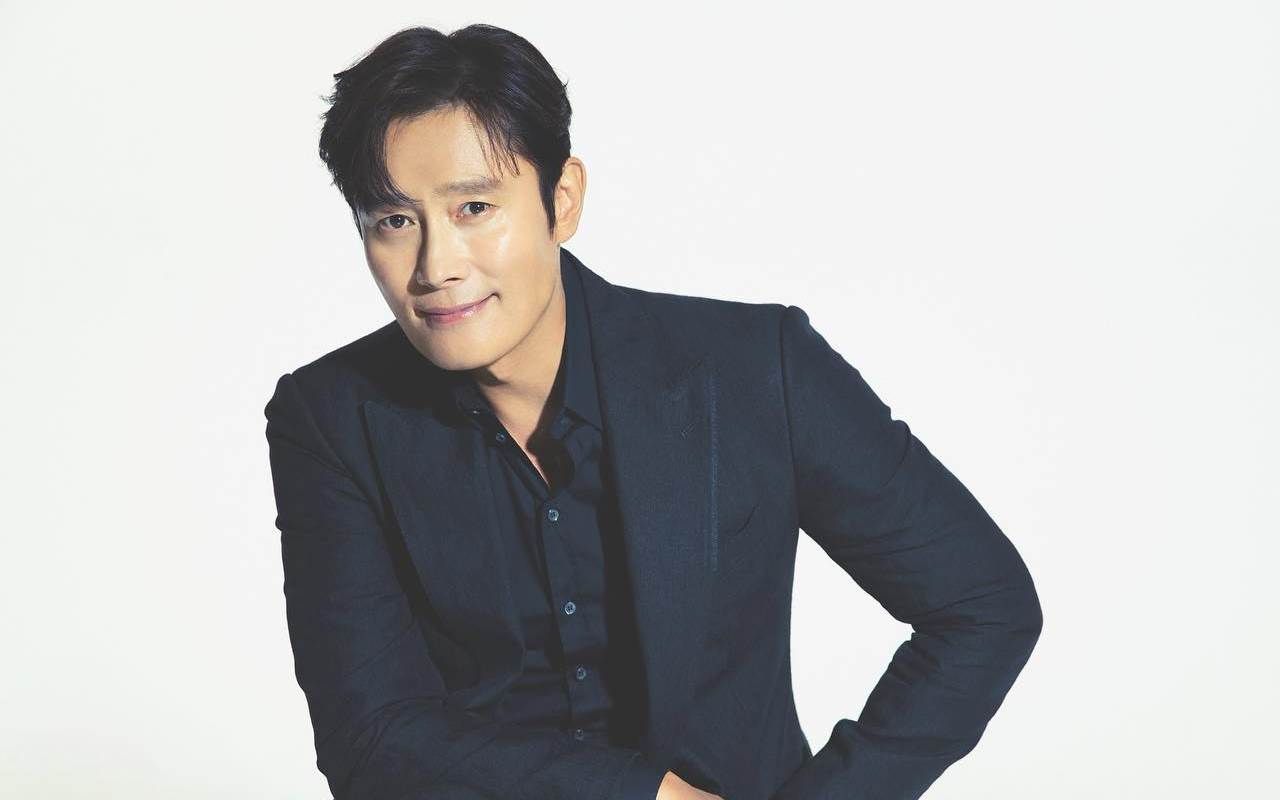 Lee Byung Hun Dipertimbangkan Bintangi Drama Mata-Mata “Koreans”, Adaptasi Korea dari “The Americans”