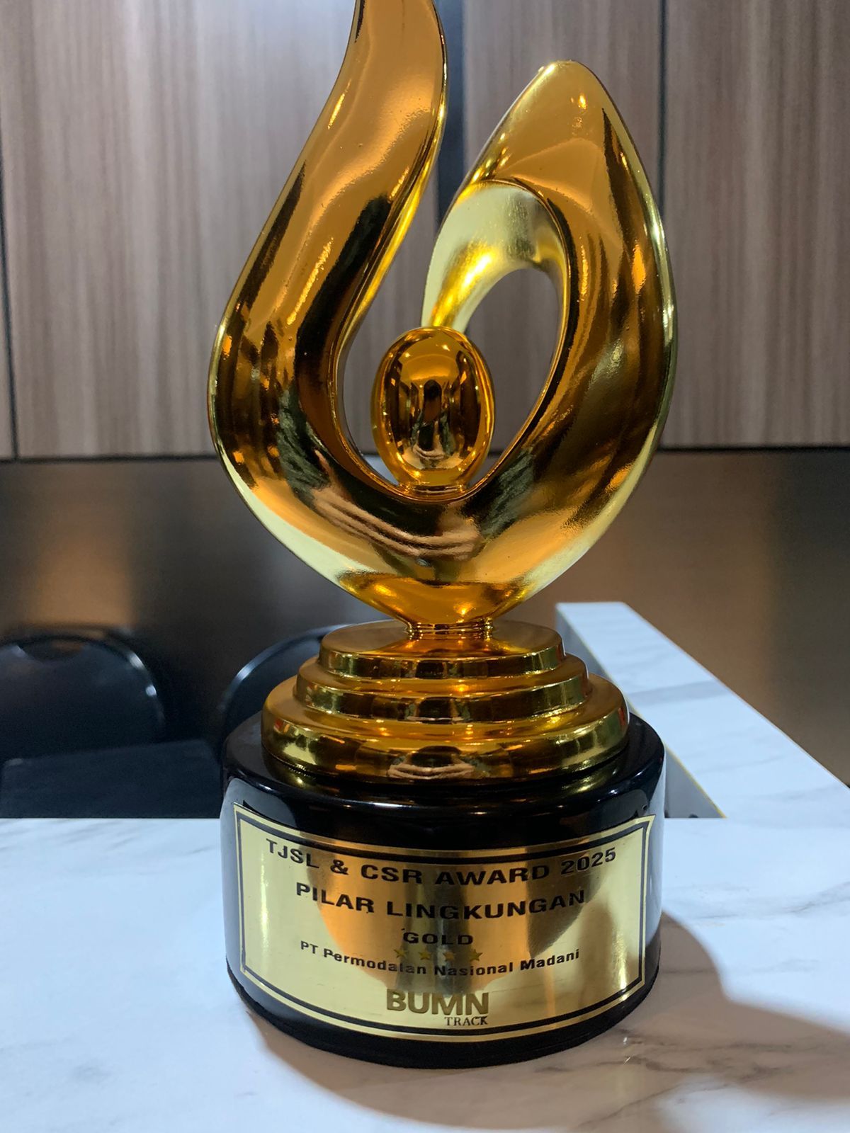 PNM Raih Penghargaan Gold di TJSL & CSR Awards 2025 Berkat Aksi Lingkungan