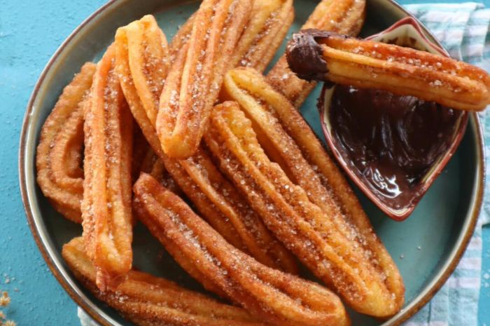 6 Resep Churros Renyah Tahan Lama untuk Dijual, Anti Gagal!