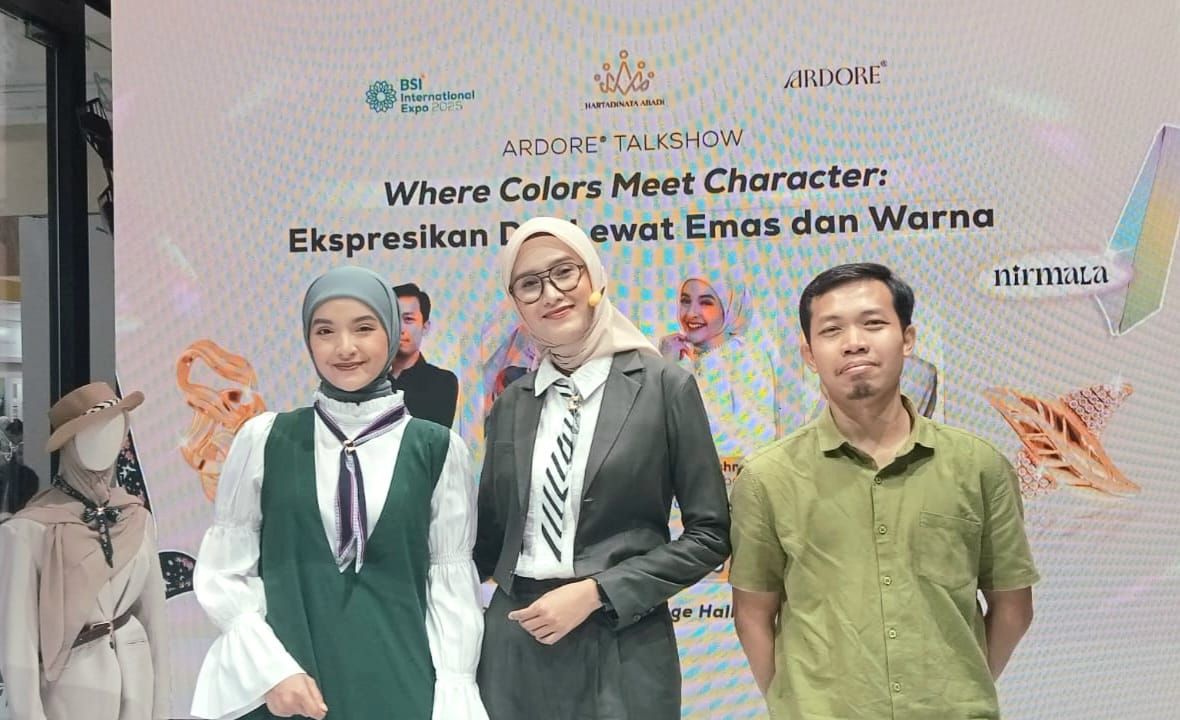 Padu Padan Perhiasan Cantik dan Hijab, Hasilnya Cantik nan Kalem