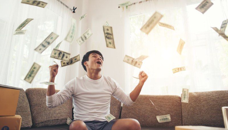 5 Zodiak yang Diprediksi Beruntung di Juli 2025, Kamu Salah Satunya?
