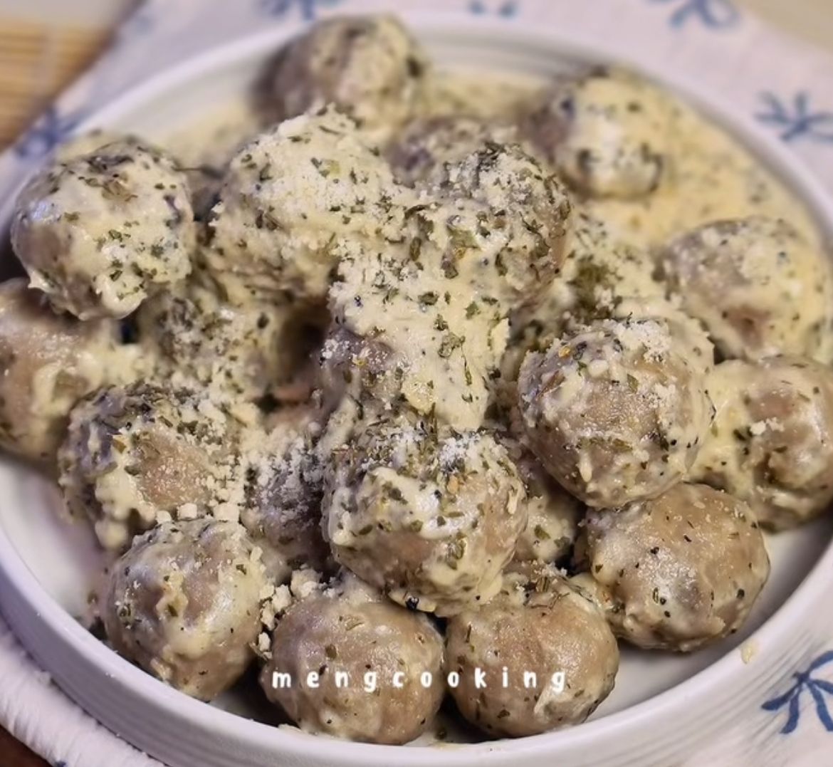 Resep Creamy Meatballs: Hidangan Mewah dari Bakso Sapi ala Restoran