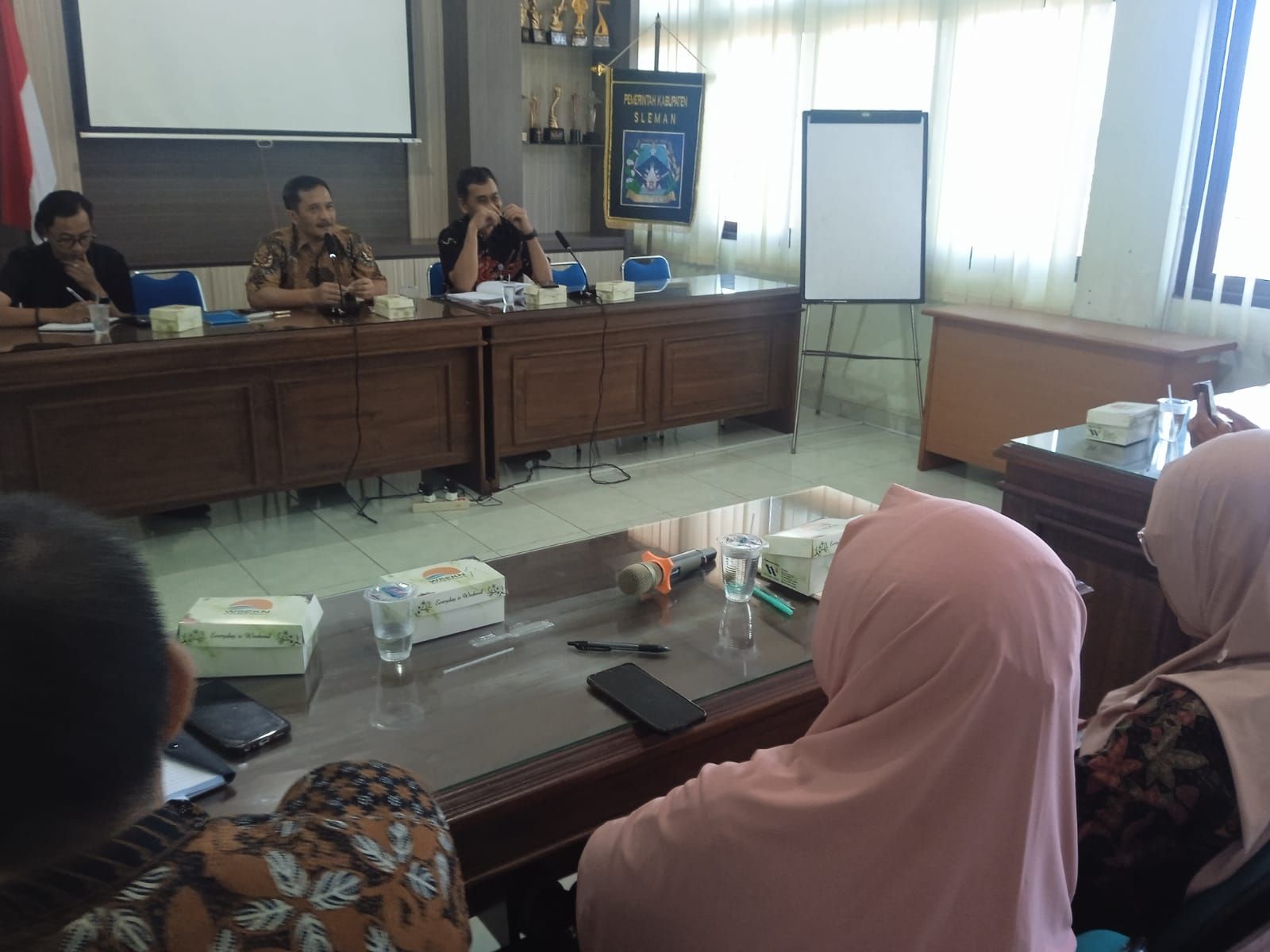Komisi A DPRD DIY Tinjau Pelayanan Adminduk di Berbah Sleman, Soroti Akses Data dan Apresiasi Ruang Bermain Anak
