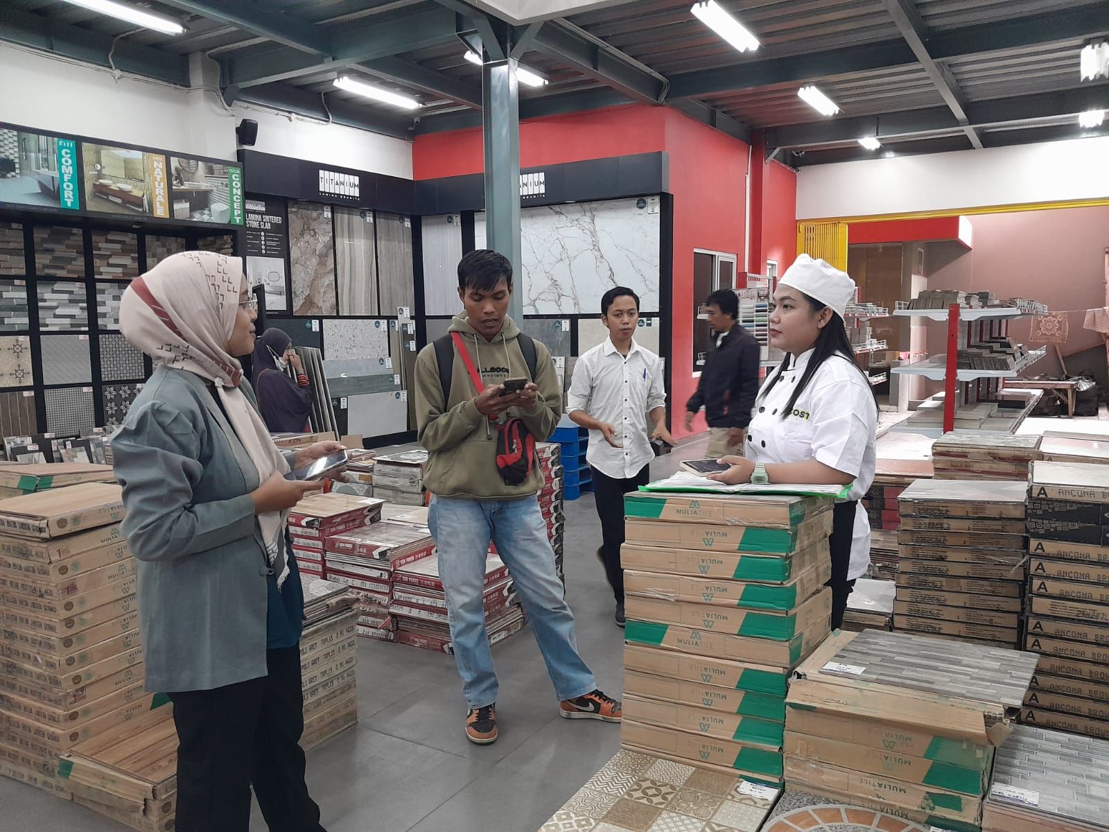 5 Toko Bangunan Terlengkap di Jember, Solusi Kebutuhan Rumah Idamanmu Lo...