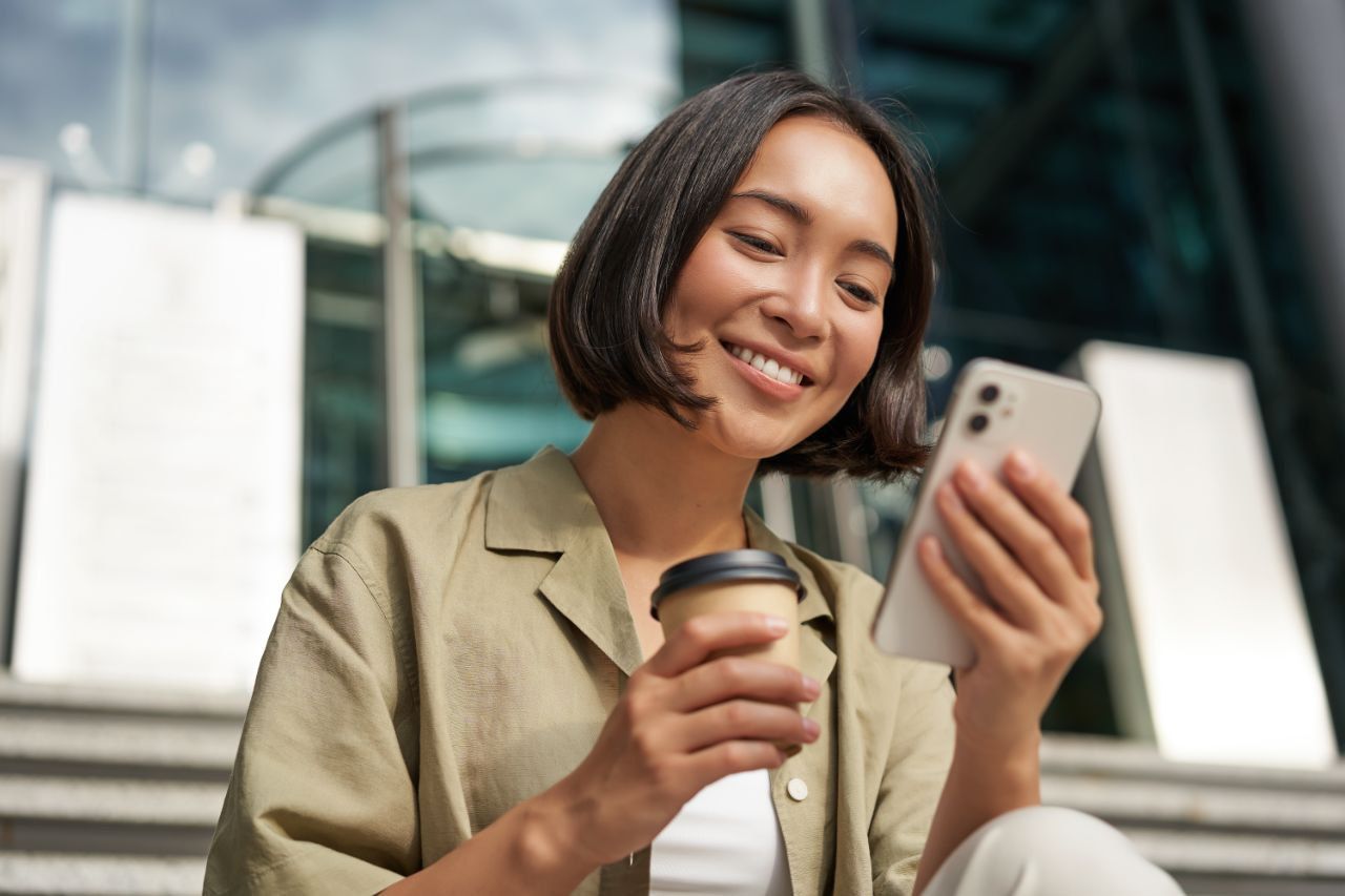 5 Cara Ampuh Bikin Baterai HP Lebih Awet Seharian