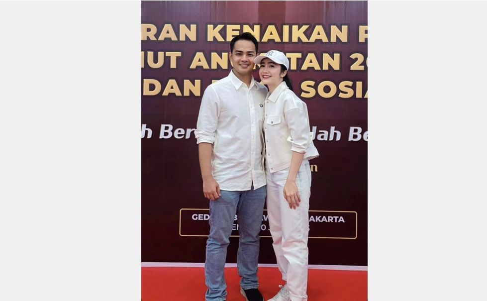 Wajah Cantik Febby Rastanty Hiasi HUT Bhayangkara & Pamer Suami Naik Pangkat