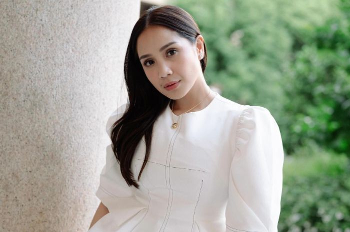 Bikin Melongo! Intip Harga Outfit Nagita Slavina yang Simpel tapi Bikin Dompet Nangis