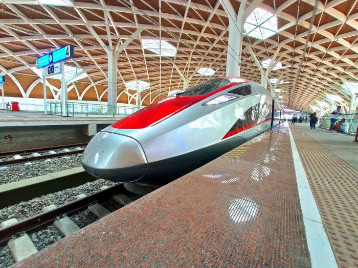Tiket Kereta Cepat Whoosh Sekarang Cuma Rp200 Ribu, Jumlah Penumpang Melonjak