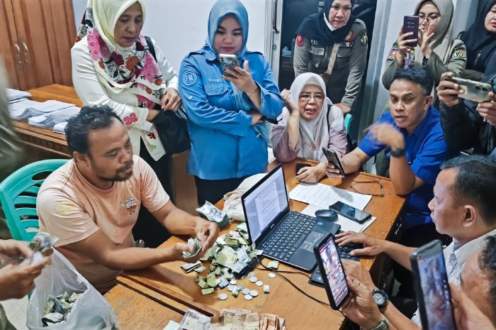 Pengemis Sultan di Gorontalo Diamankan Satpol PP, Uang Rp5,7 Juta Hasil Ngemis Sebulan Juga Disita
