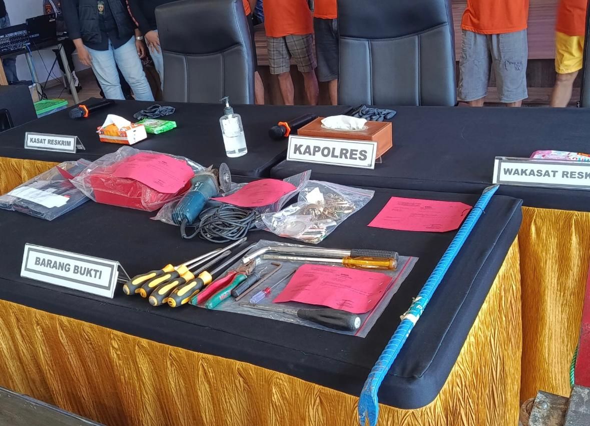 Duh! Sindikat Perampok AKAP Ditangkap Usai Satroni 2 Rumah Mewah di Jakbar