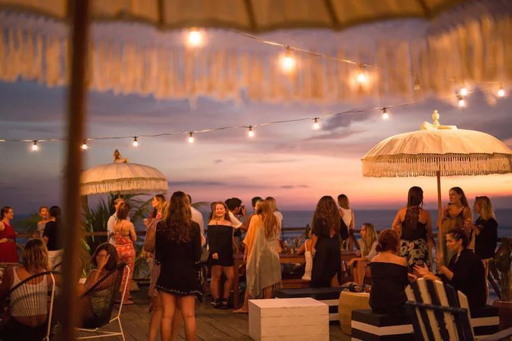 Nongkrong Hits di Bali? Coba 3 Beach Club Ini, Gak Perlu Bayar Tiket Masuk