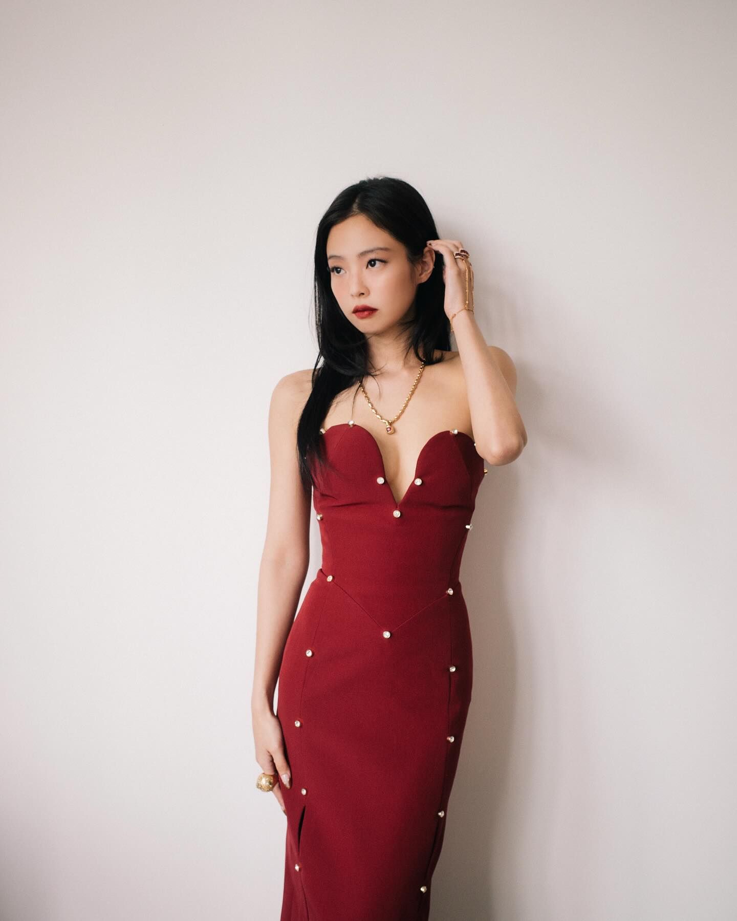 10 Daftar Selebriti Wanita Korea yang Punya Bentuk Tubuh Paling Ideal, Bikin Netizen Iri!