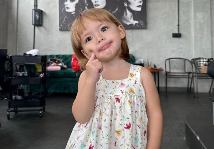 Model Rambut Baru Kamari Anak Jennifer Coppen Terlalu Gemas, Banjir Pujian Netizen