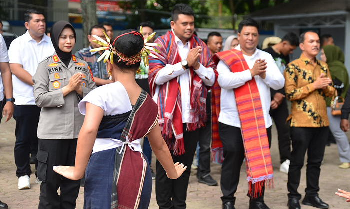 Gubernur Sumut Dukung Pembangunan Kawasan Pantai Panjang Danau Toba