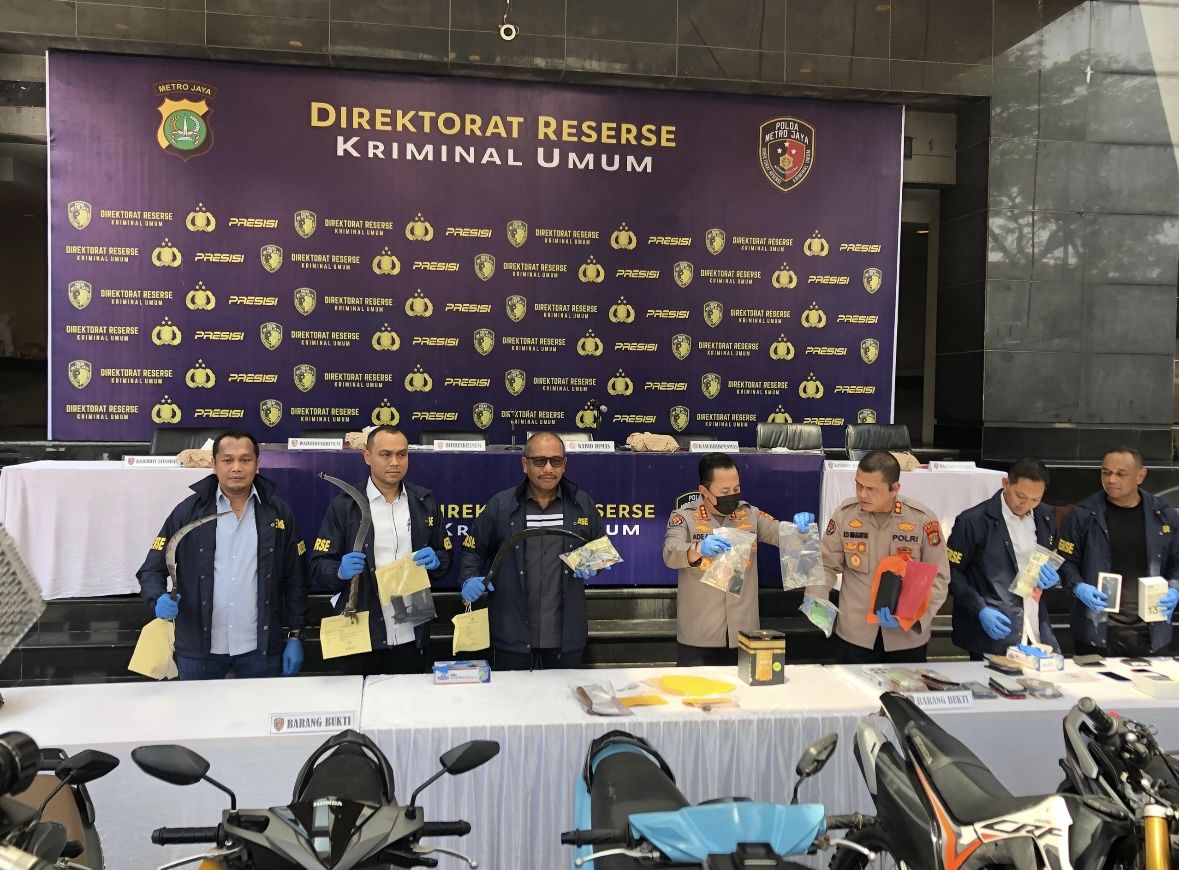 Polda Metro Pajang Ribuan Tersangka hingga Barbuk Hasil Street Crime di Jadetabek 3 Bulan Ini