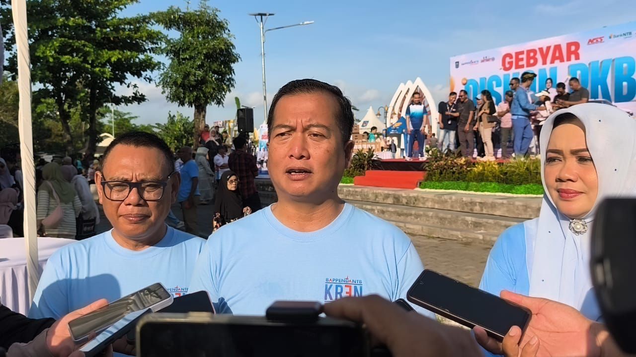 Bersih-bersih Pasca Banjir, Gubernur NTB Tetapkan Hari Ini dan Besok Jadi Hari Solidaritas Nasional