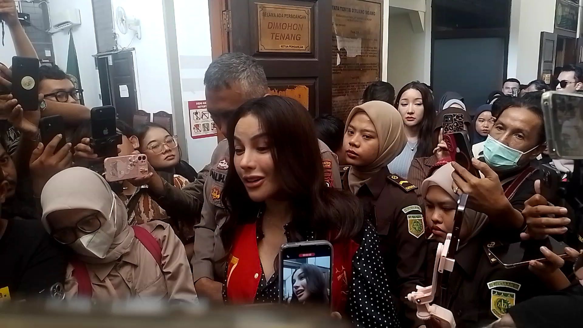 Eksepsi Ditolak, Nikita Mirzani Tanggapi Santai: Jaksa yang Berkuasa