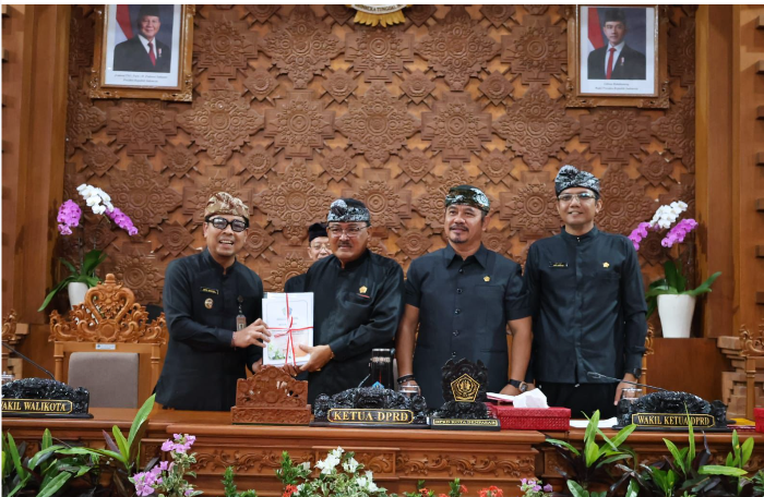 Seluruh Fraksi Setujui Penetapan Ranperda RPJMD Kota Denpasar Tahun 2025-2029