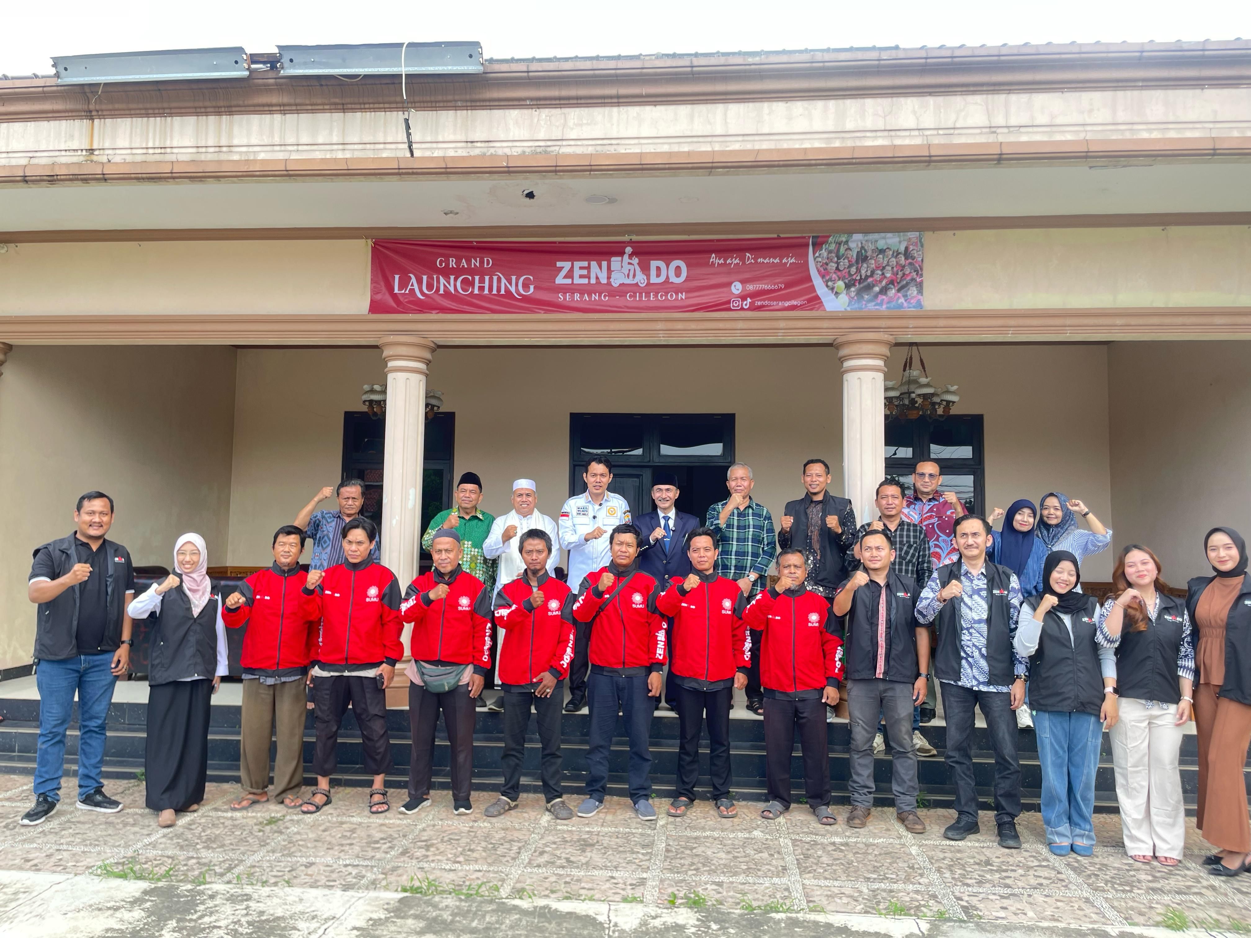 Wakil Walikota Serang Penumpang Pertama Ojek Zendo Setelah Louncing