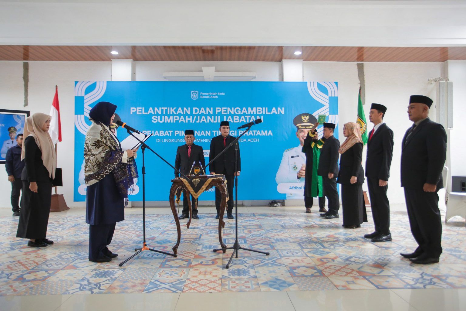 Empat Pejabat Eselon II Pemko Banda Aceh Resmi Dilantik Wali Kota Illiza