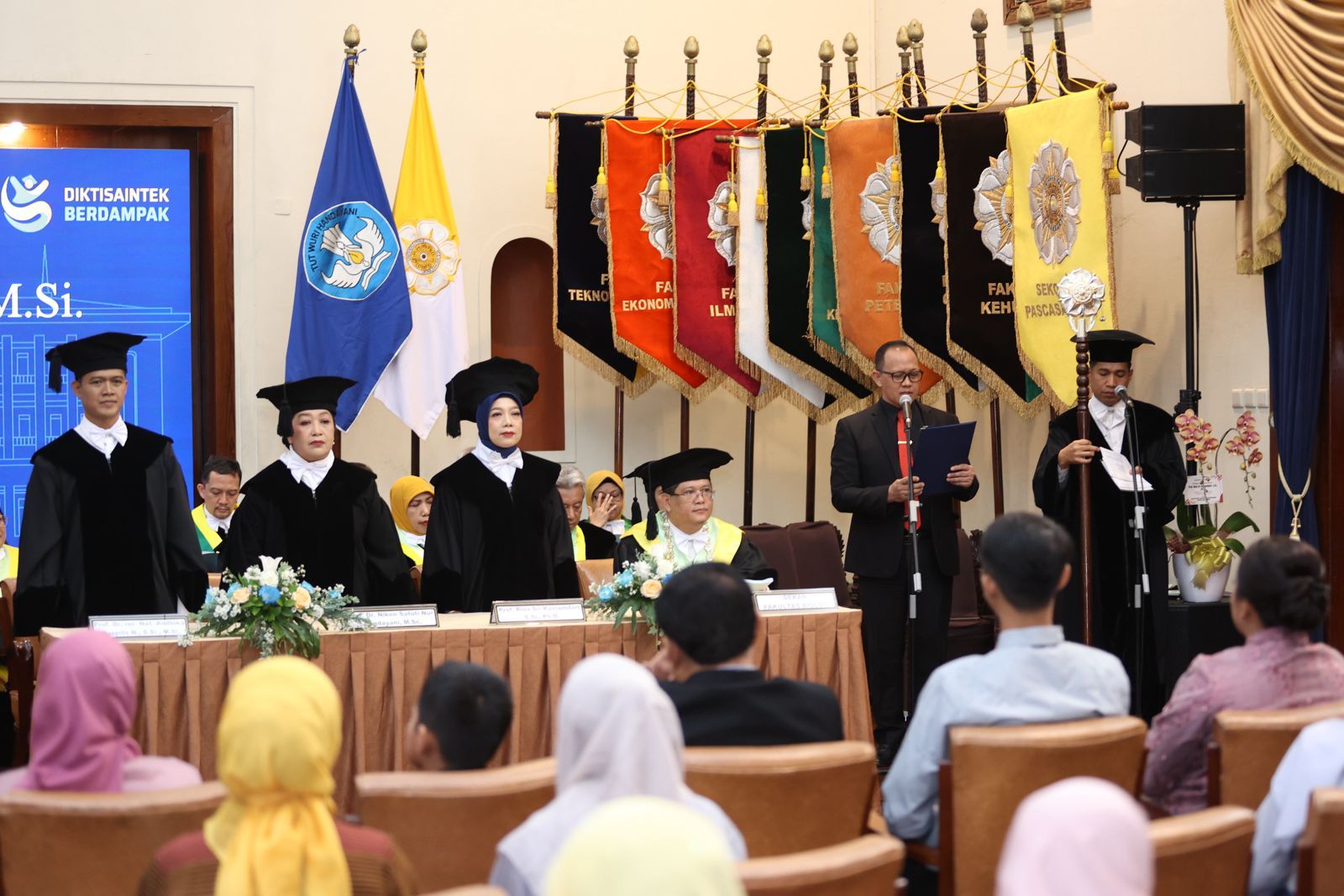 UGM Kukuhkan Tiga Guru Besar Fakultas Biologi, Soroti Isu Ekologi, Pertanian Berkelanjutan, dan Thalassemia