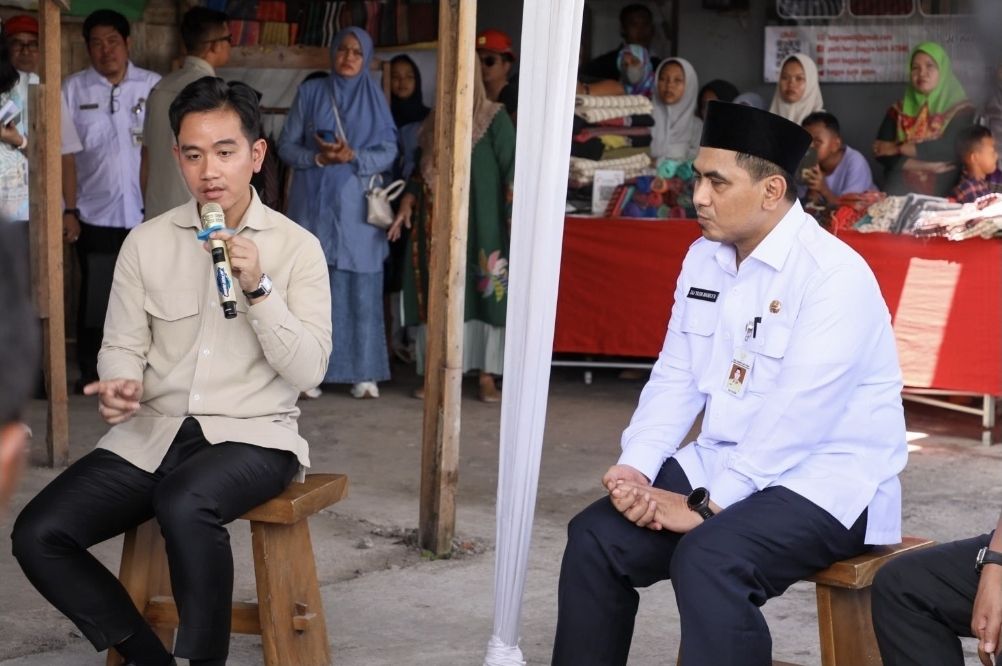 Tenun Lurik Klaten Dapat Dukungan Pusat! Gibran dan Taj Yasin Dorong Generasi Muda Cinta Budaya