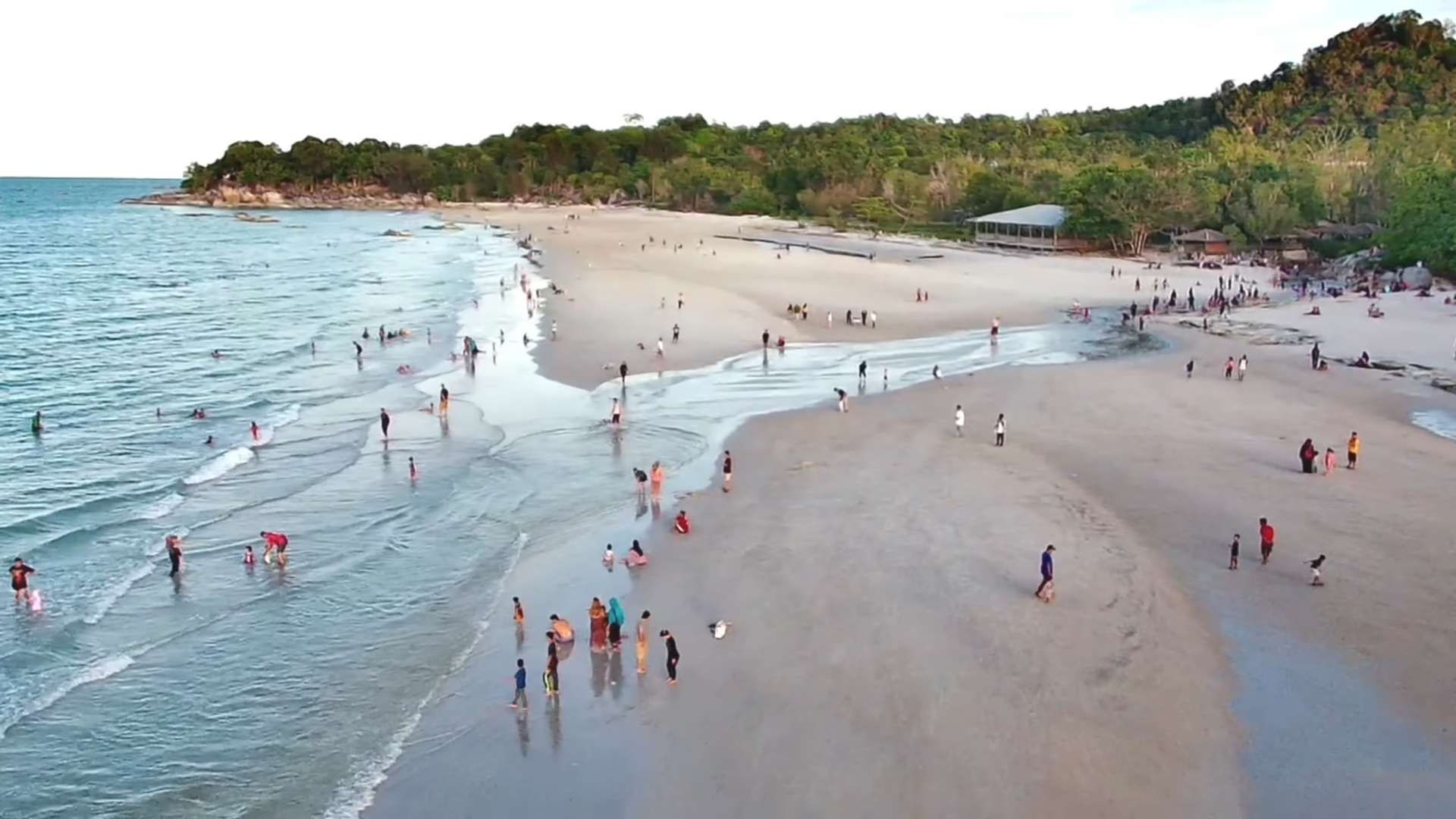 Waspada Berenang di Pantai Matras Kabupaten Bangka, Seorang Anak Nyaris Tewas Tenggelam