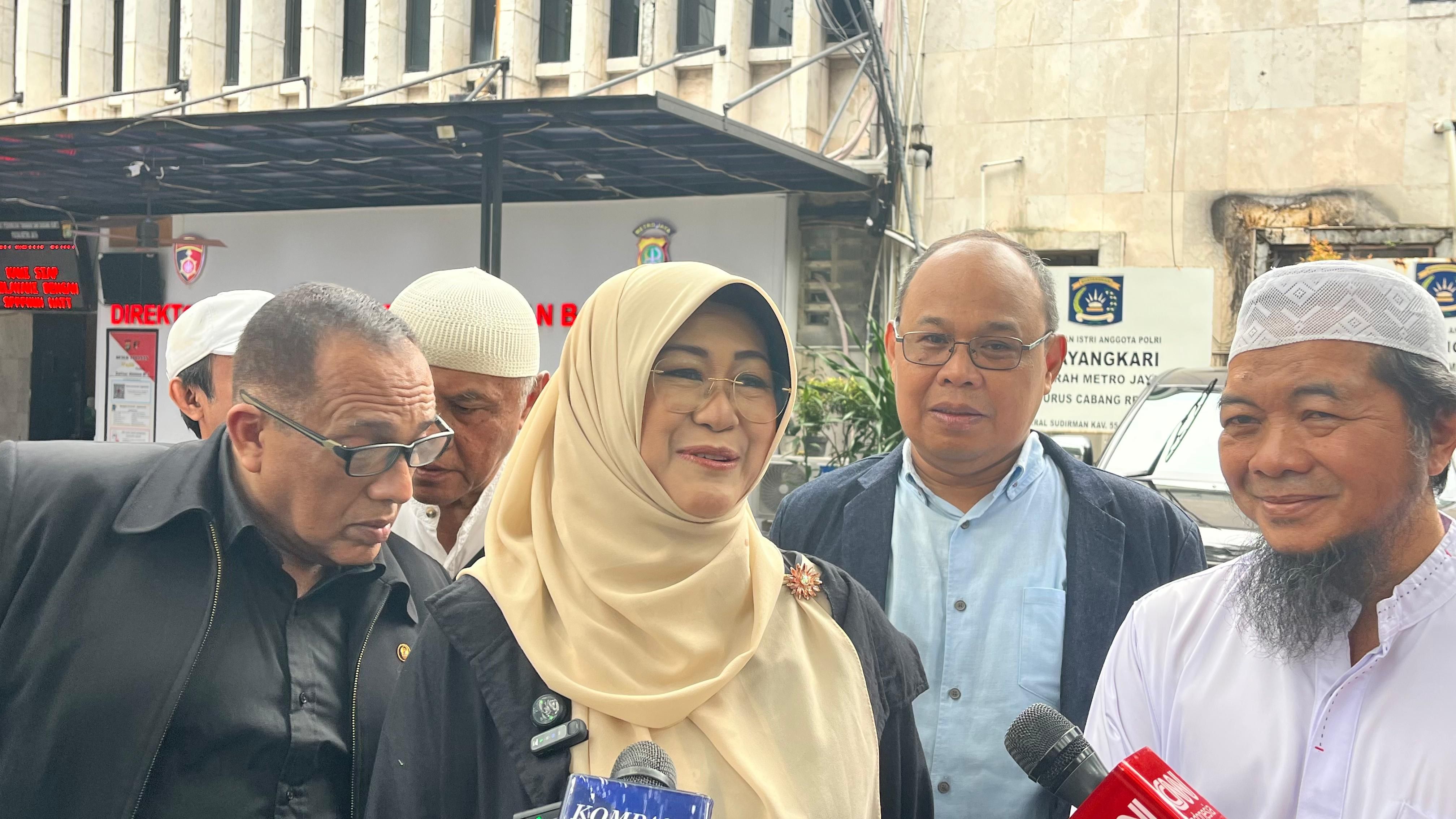 Dokter Tifa Penuhi Panggilan Polda Metro Terkait Kasus Dugaan Ijazah Palsu Jokowi