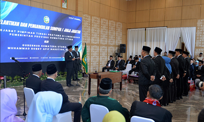 Bobby Nasution Lantik Enam Pejabat Eselon II, Tekankan Loyalitas