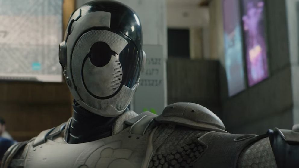 Serial Sci-Fi Komedi Murderbot Resmi Diperpanjang ke Season 2 oleh Apple TV+