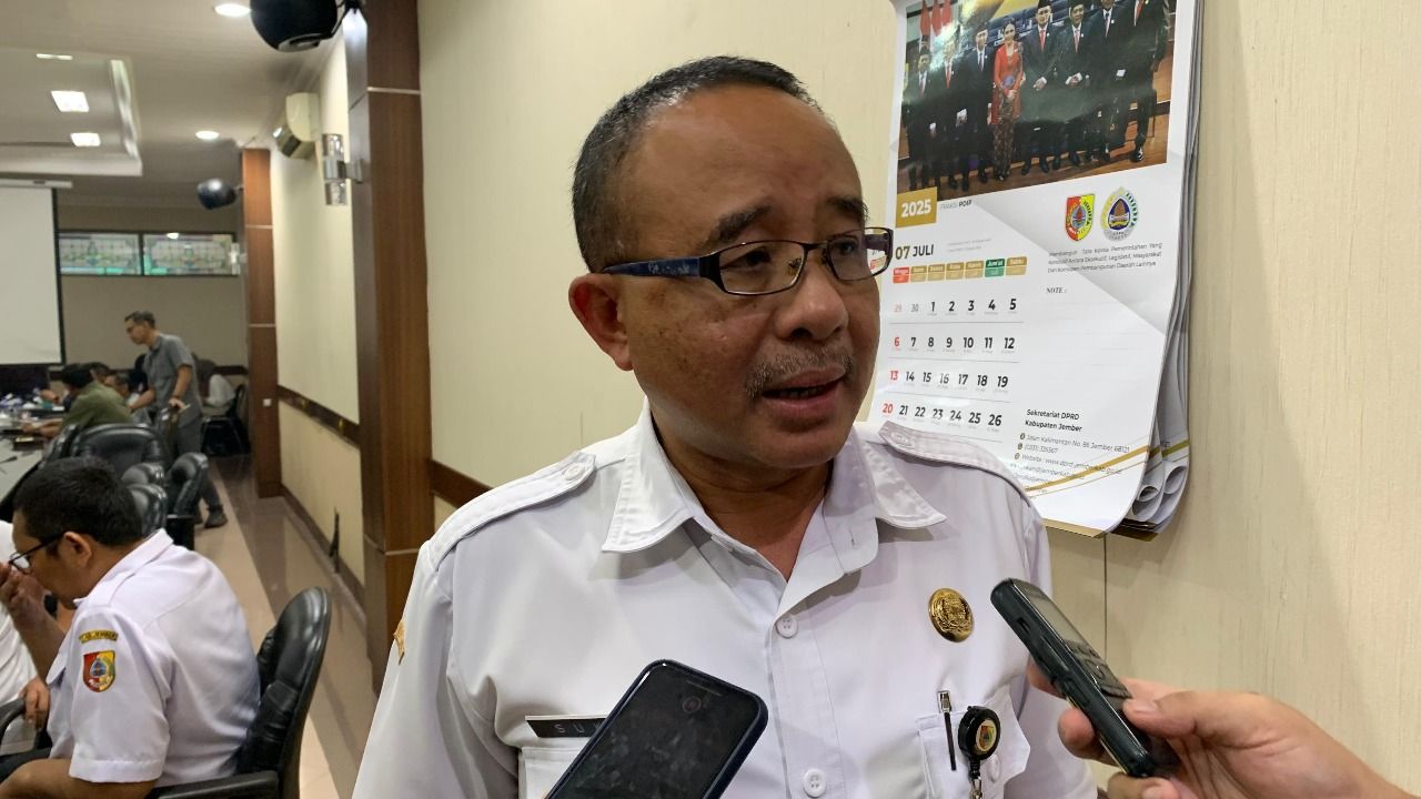 Ribuan Honorer Jember Status Gantung di Tengah Aturan Undang-Undang