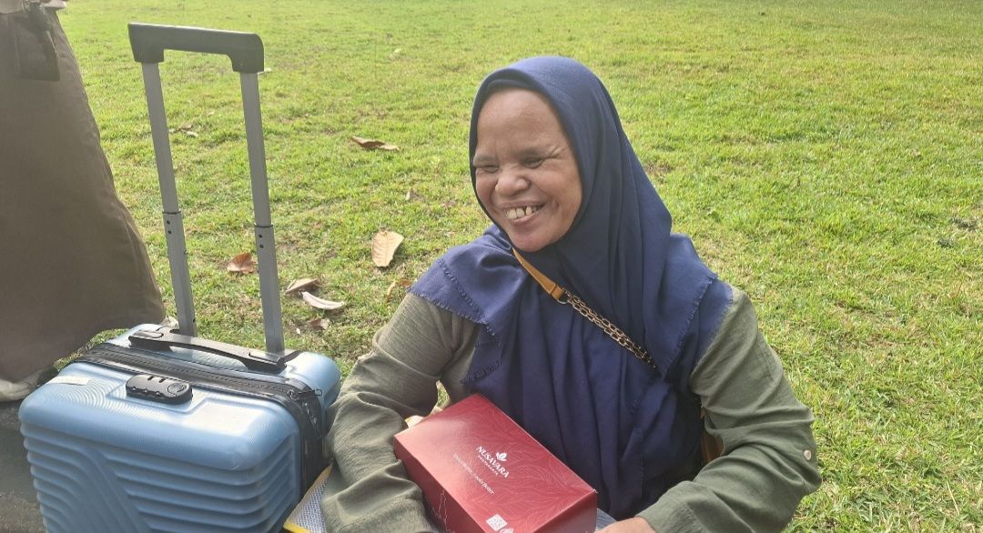 Penuh Haru dan Semangat Sembara, Begini Antuasiasme Orang Tua dan Siswa di DIY Sambut Hari Perdana Masuk Sekolah Rakyat