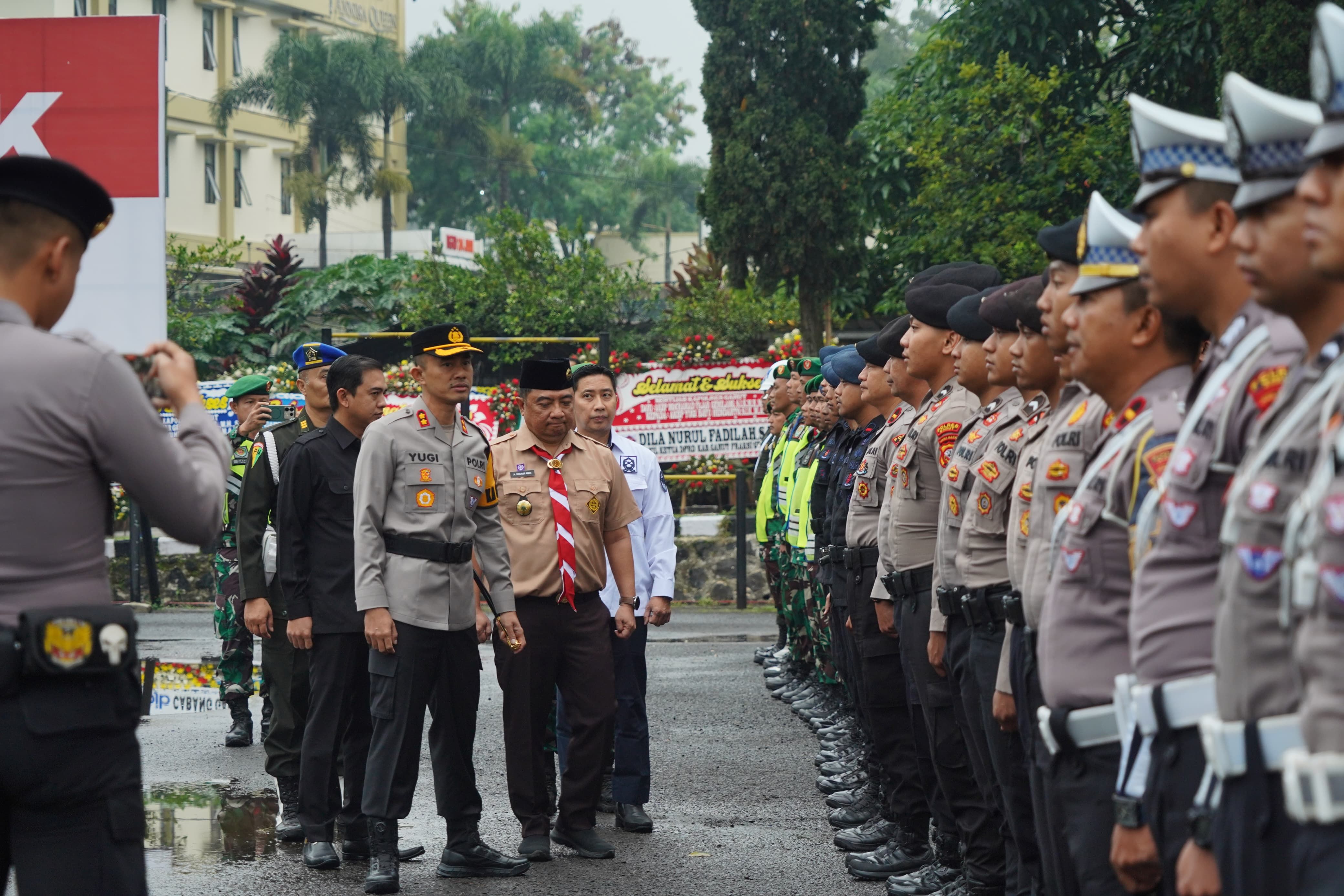Kapolres Garut Pimpin Apel Operasi Patuh Lodaya 2025, Tegaskan Komitmen Tertib Lalu Lintas