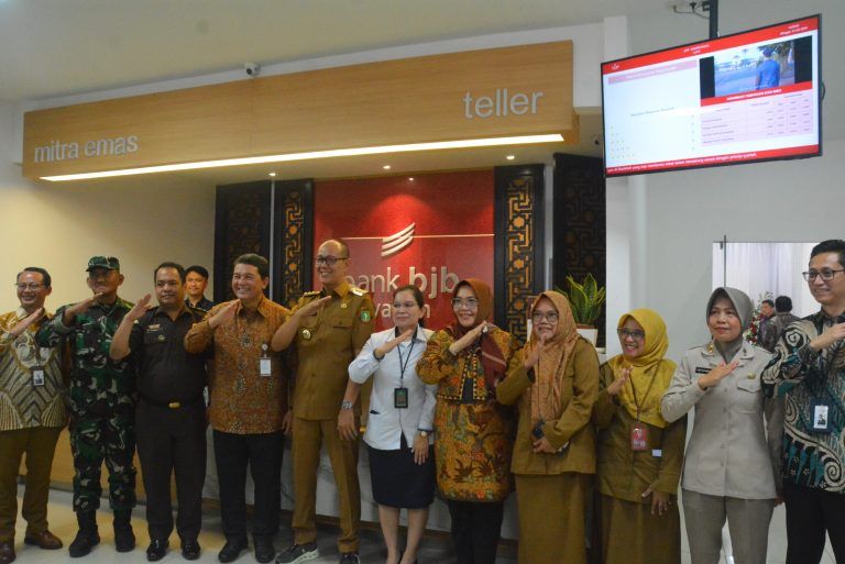 Wali Kota Sukabumi Resmikan Kantor Cabang BJB Syariah, Dorong Akses Keuangan Syariah yang Inklusif
