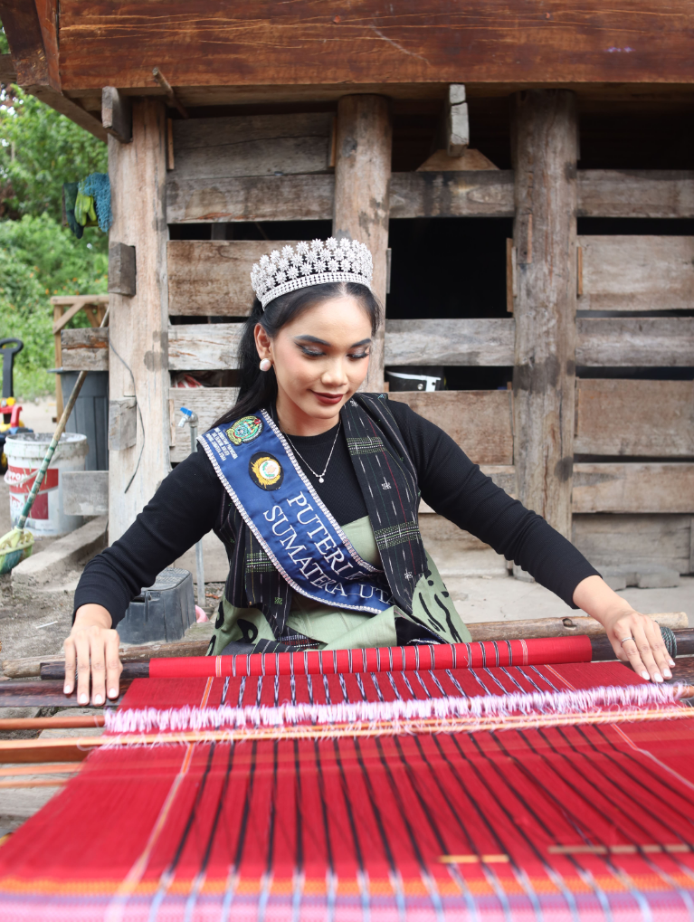 10 Jenis Ulos di Adat Batak Toba, Punya Makna Sangat Mendalam