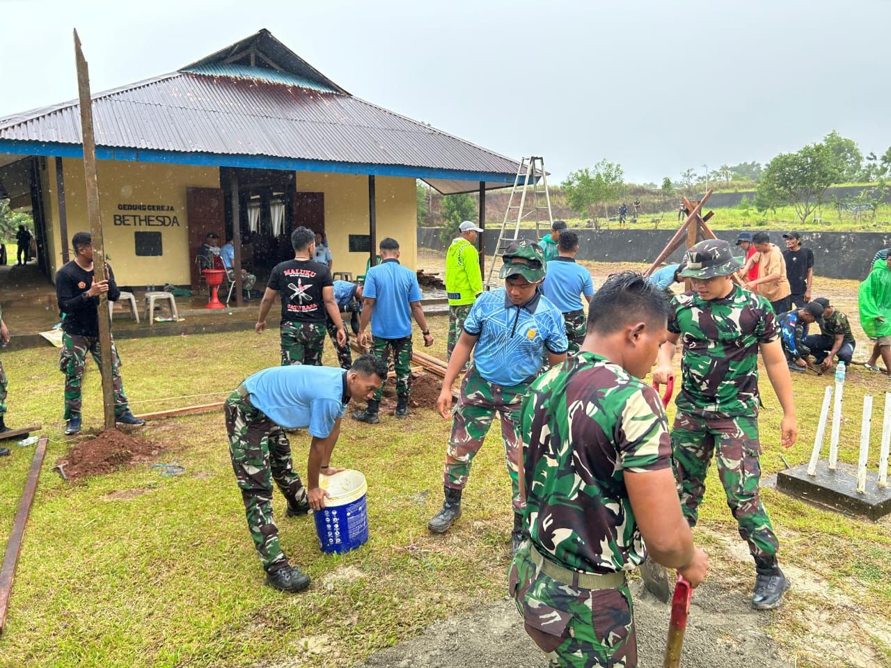 Lanud Pattimura Renovasi Gereja di Negeri Nusaniwe Ambon Jelang Hari Bakti TNI AU