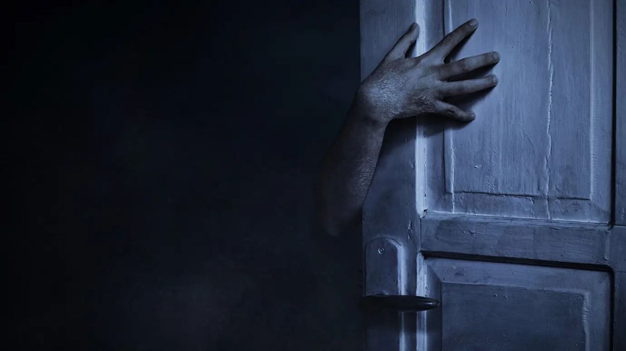 Kisah Sukses Phasmophobia: Hampir Gagal, Diselamatkan oleh Inspirasi dari The Witcher 3