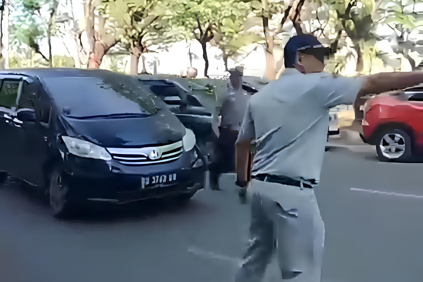 Mobil Mewah Terjaring Operasi Patuh di Makassar, Kedapatan Nunggak Pajak hingga Rp39 Juta