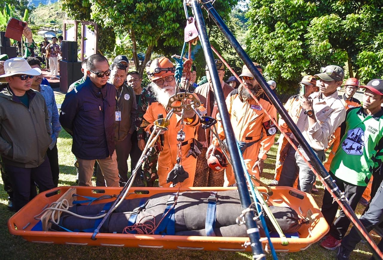 Pemprov NTB Gelar Pelatihan Vertical Rescue di Rinjani, Gubernur Iqbal Dorong Sertifikasi Internasional