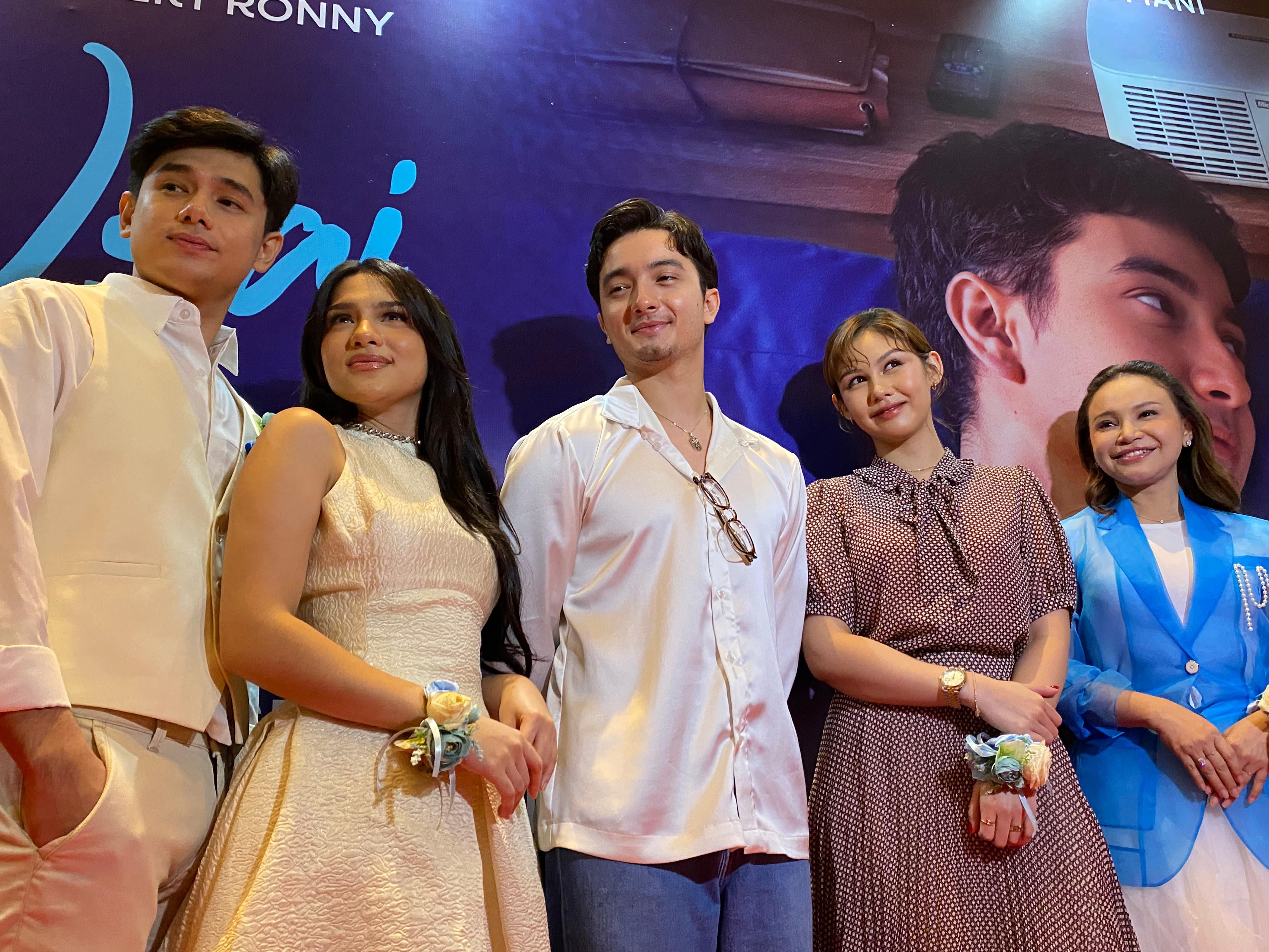 Para pemeran dari film Tak Ingin Usai di Sini. - Foto oleh INDOZONE Nadya Mayangsari via INDOZONE Nadya Mayangsari