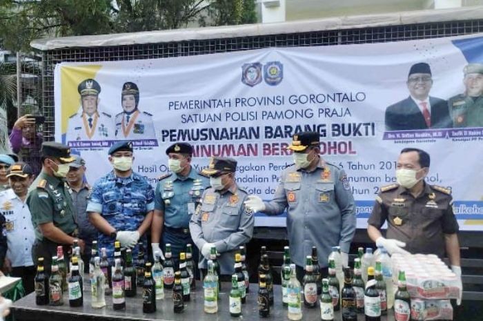Pemprov Gorontalo Musnahkan Ribuan Liter Miras Hasil Sitaan