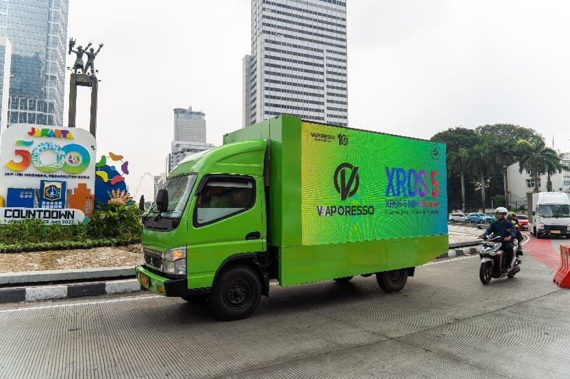 Viral Konvoi Supercar dan Truk LED Futuristik di Bundaran HI Bikin Geger Gen Z Jakarta