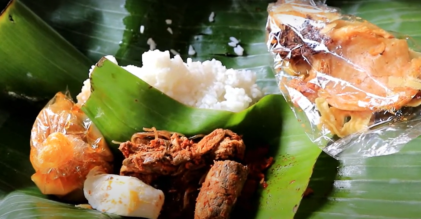 Nasi Serpang Madura: Sepiring Rasa, Sembilan Kenikmatan dalam Satu Sajian Legendaris!