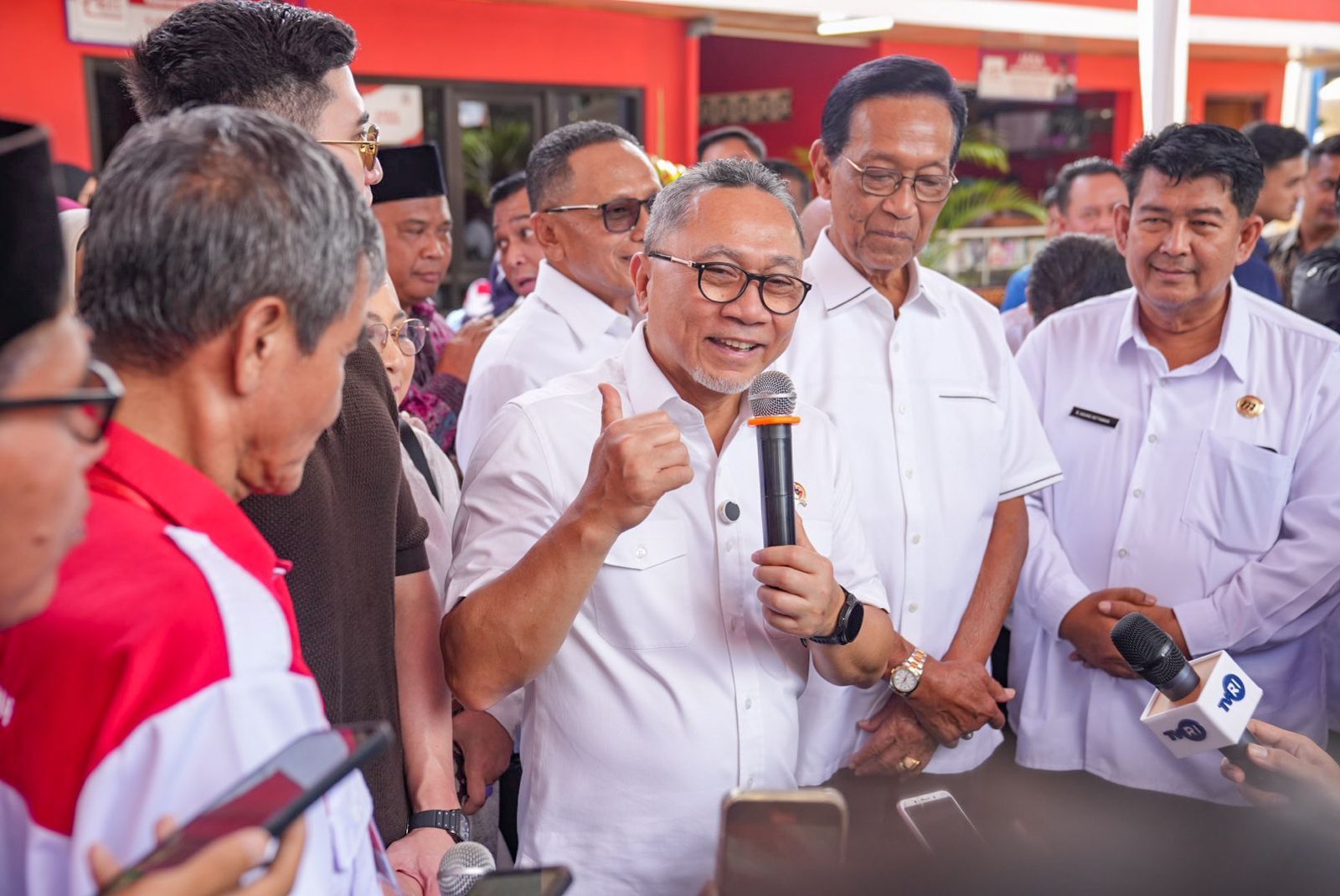 Menko Zulhas Apresiasi Kopdes Sinduadi Sleman : Ada Dokter dan Apoteker