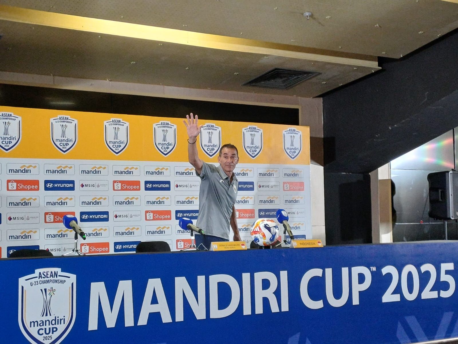 Gerald Vanenburg: 11 Pemain Timnas Indonesia U-23 Layak Jadi Man of the Match Lawan Filipina