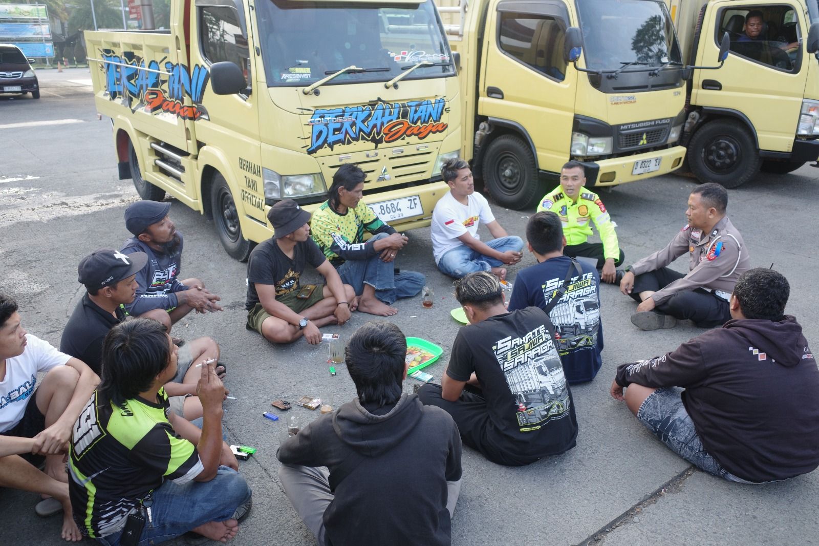 Sosialisasi Operasi Patuh Lodaya 2025, Polres Purwakarta Ajak Ngopi Supir