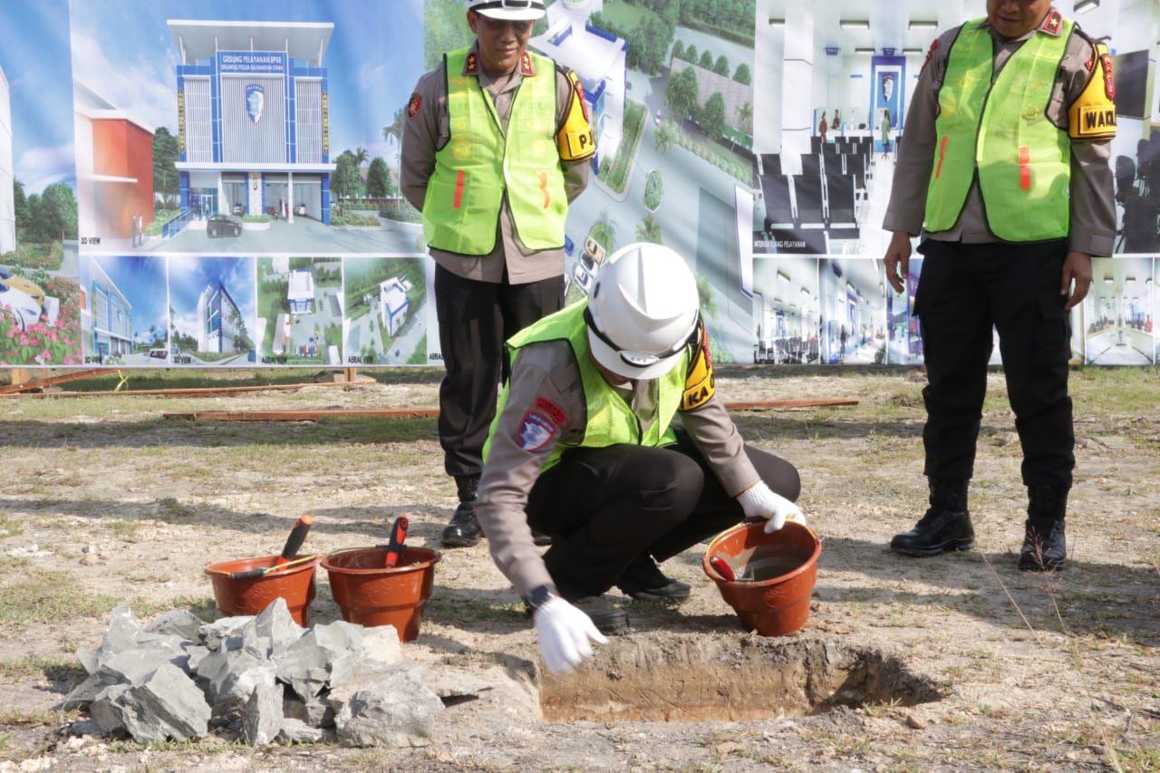 Kapolda Kaltara Lakukan Peletakan Batu Pertama Pembangunan Gedung BPKB Prototype Ditlantas