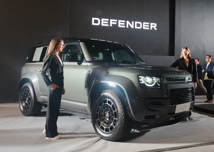 Defender Octa, SUV Terkuat Land Rover Meluncur di Indonesia